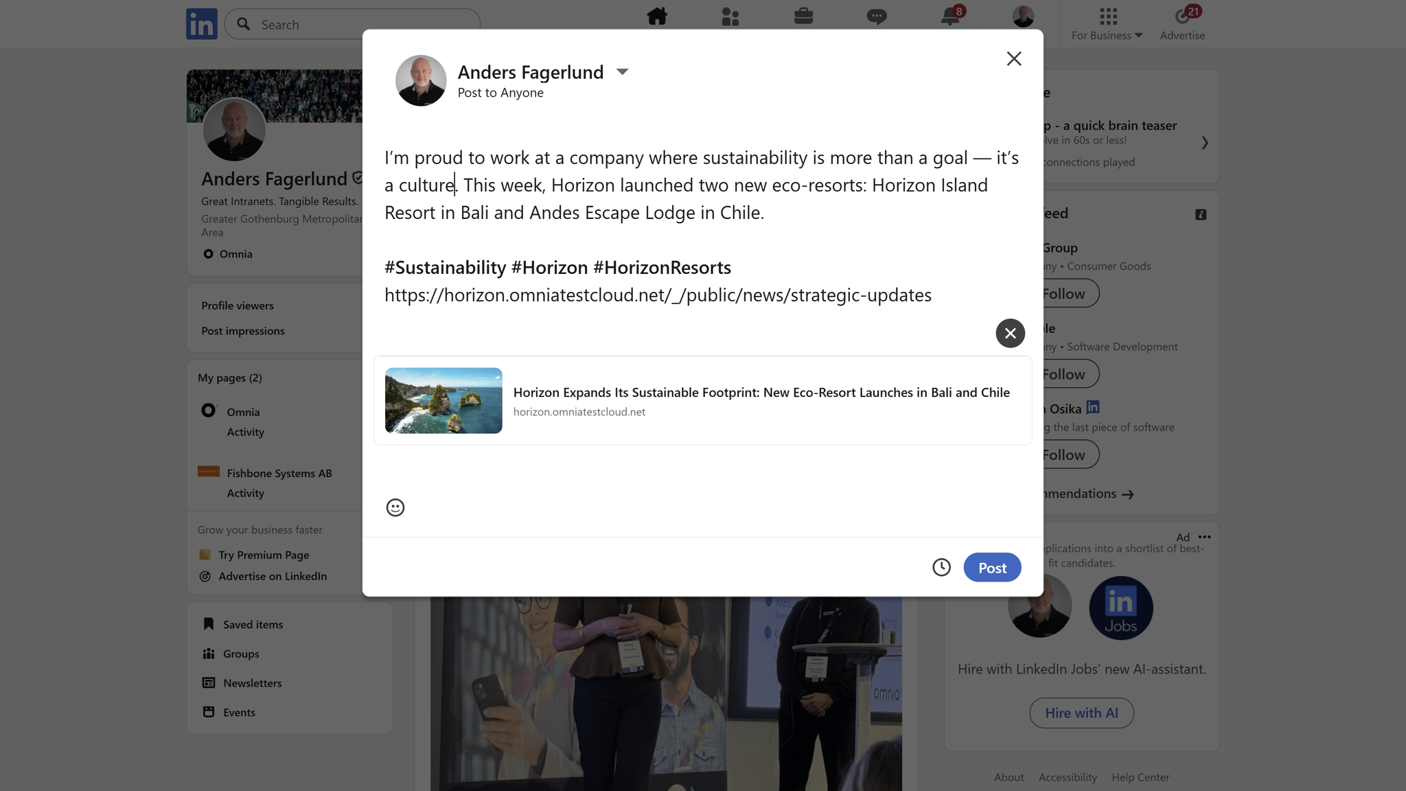 Leadership communication intranet enabling employee dialogue and sharing strategy stories to external channels like LinkedIn Leadership communication intranet enabling employee dialogue and sharing strategy stories to external channels like LinkedIn
