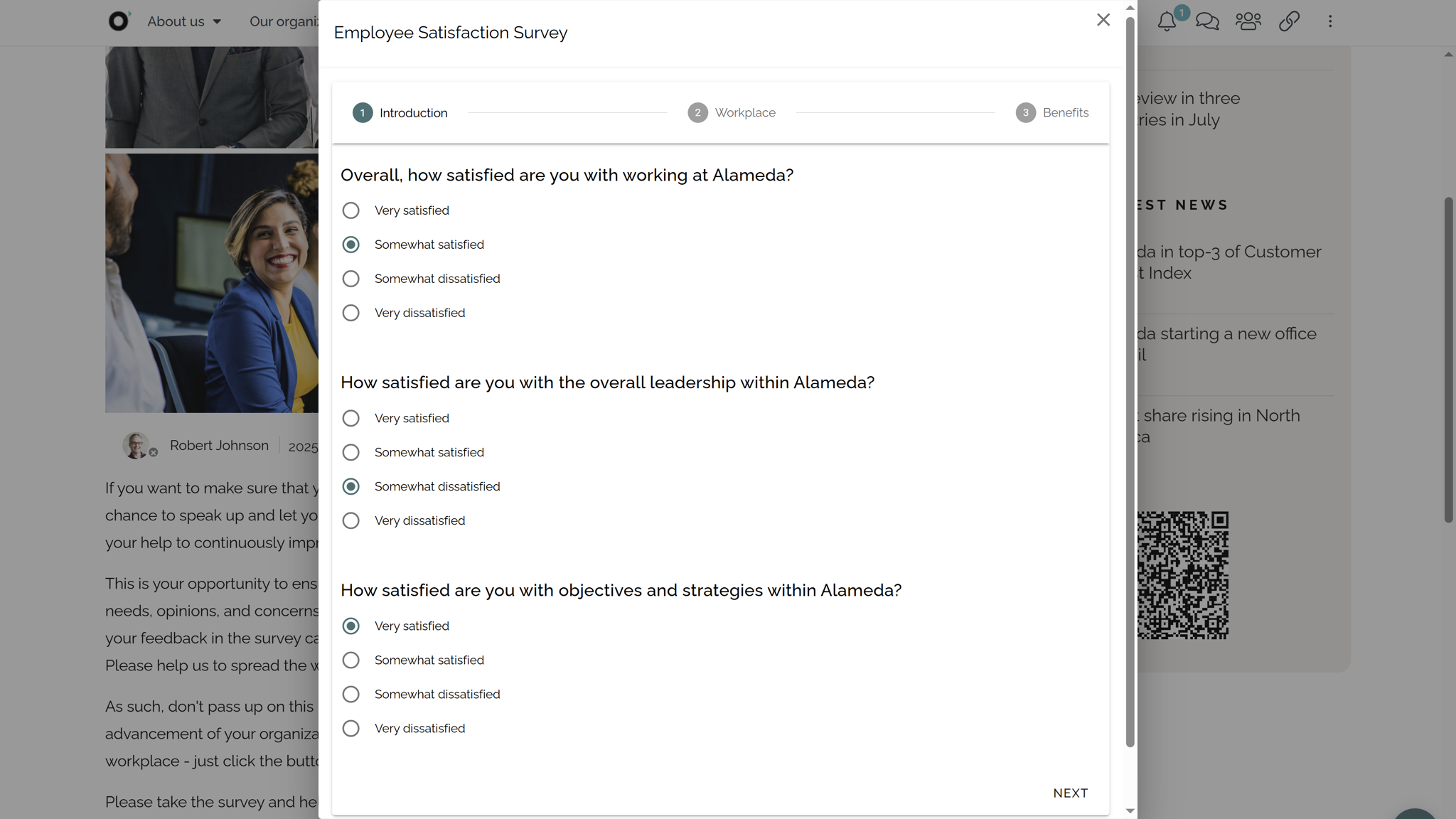 Internal communication intranet showing managers collecting feedback through employee satisfaction surveys. Internal communication intranet showing managers collecting feedback through employee satisfaction surveys.